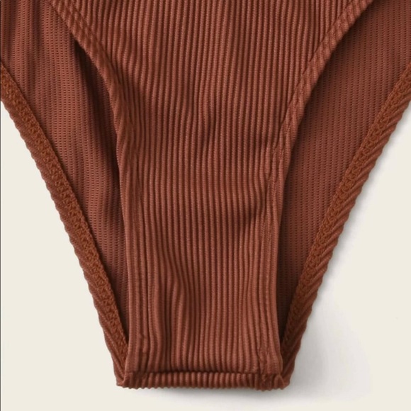 NWT Ribbed Bikini Set - Picture 5 of 5